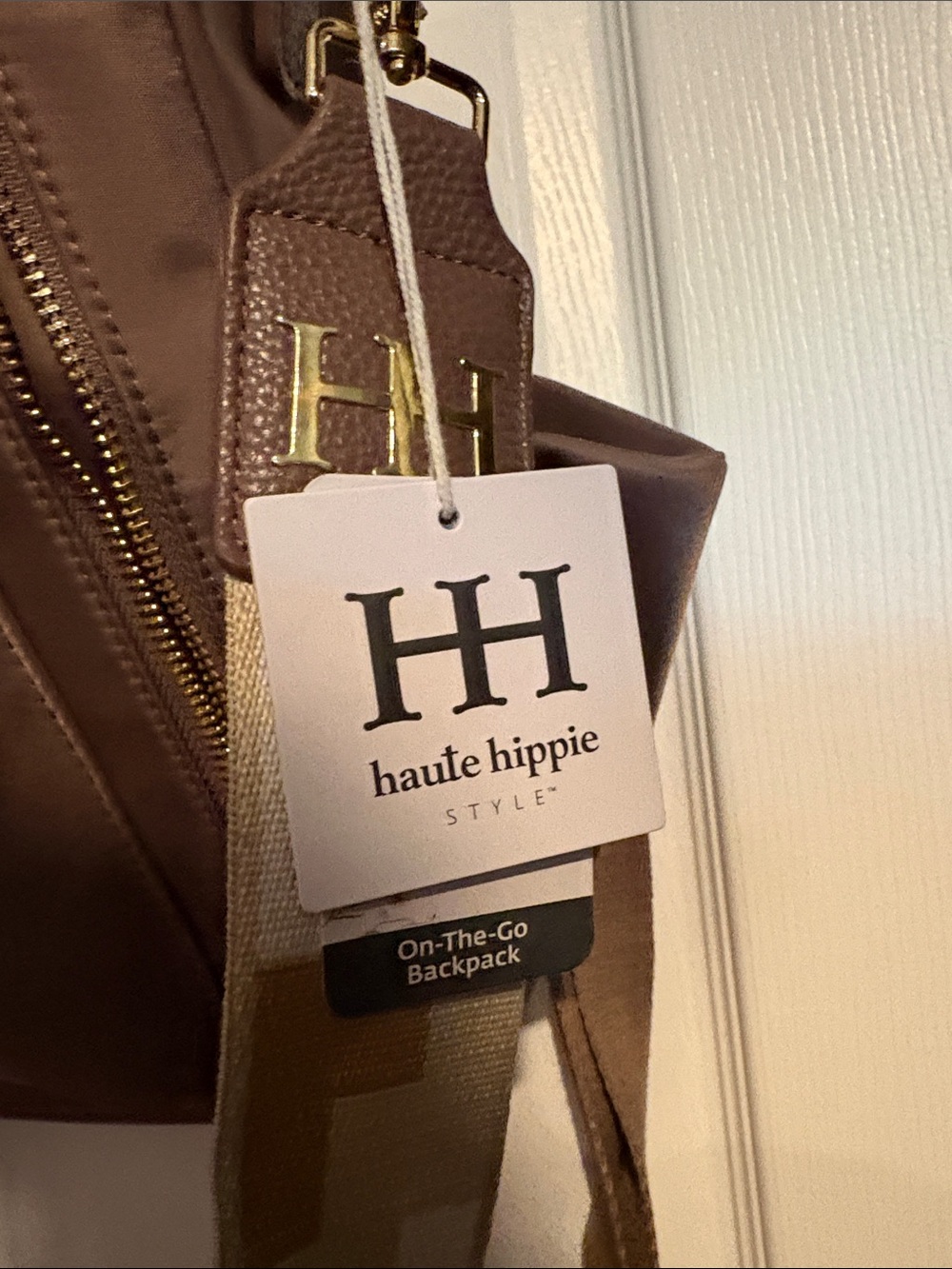 BNWT HAUTE HIPPIE Viral Brown Nylon Crossbody Backpack with Beige Strap - Picture 6 of 7